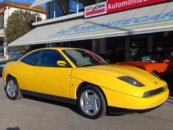 Coupè gialla 1